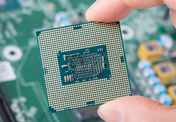 半導(dǎo)體生產(chǎn)過程中清除顆粒物、金屬離子和有機雜質(zhì)的方法分類介紹