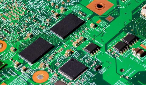 PCBA焊接與組裝的流程與特點(diǎn)與PCBA焊后清洗介紹