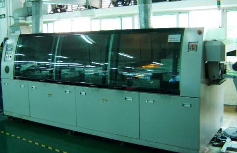 波峰焊對(duì)PCBA板的要求與波峰焊清洗劑介紹